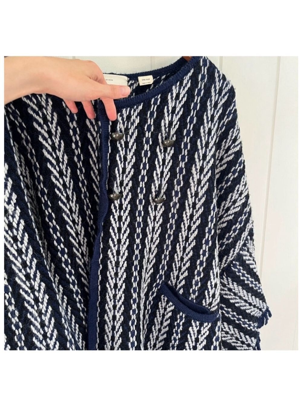 Sleeping On Snow Anthropologie Tajo Jacquard Poncho Cape Fringe O/S - Picture 12 of 13